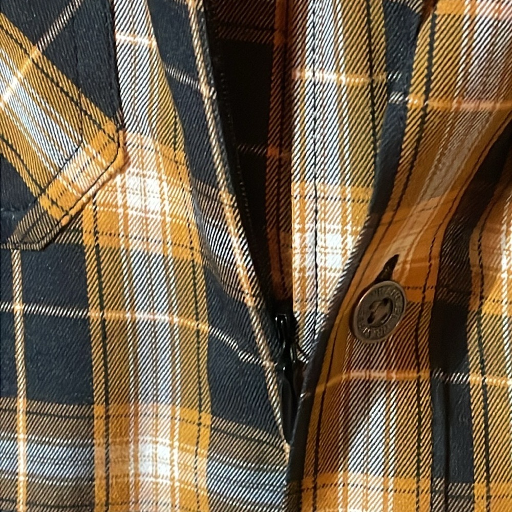 Wrangler ATG Button Down Shirt - All Terrain Gear - Picture 9 of 11